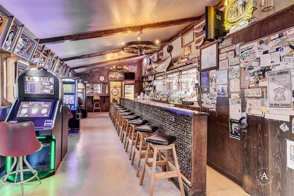 Yacht Basin Restaurant and Mobile Home Park: 7035 Canyon Ferry Rd, Helena, MT 59602